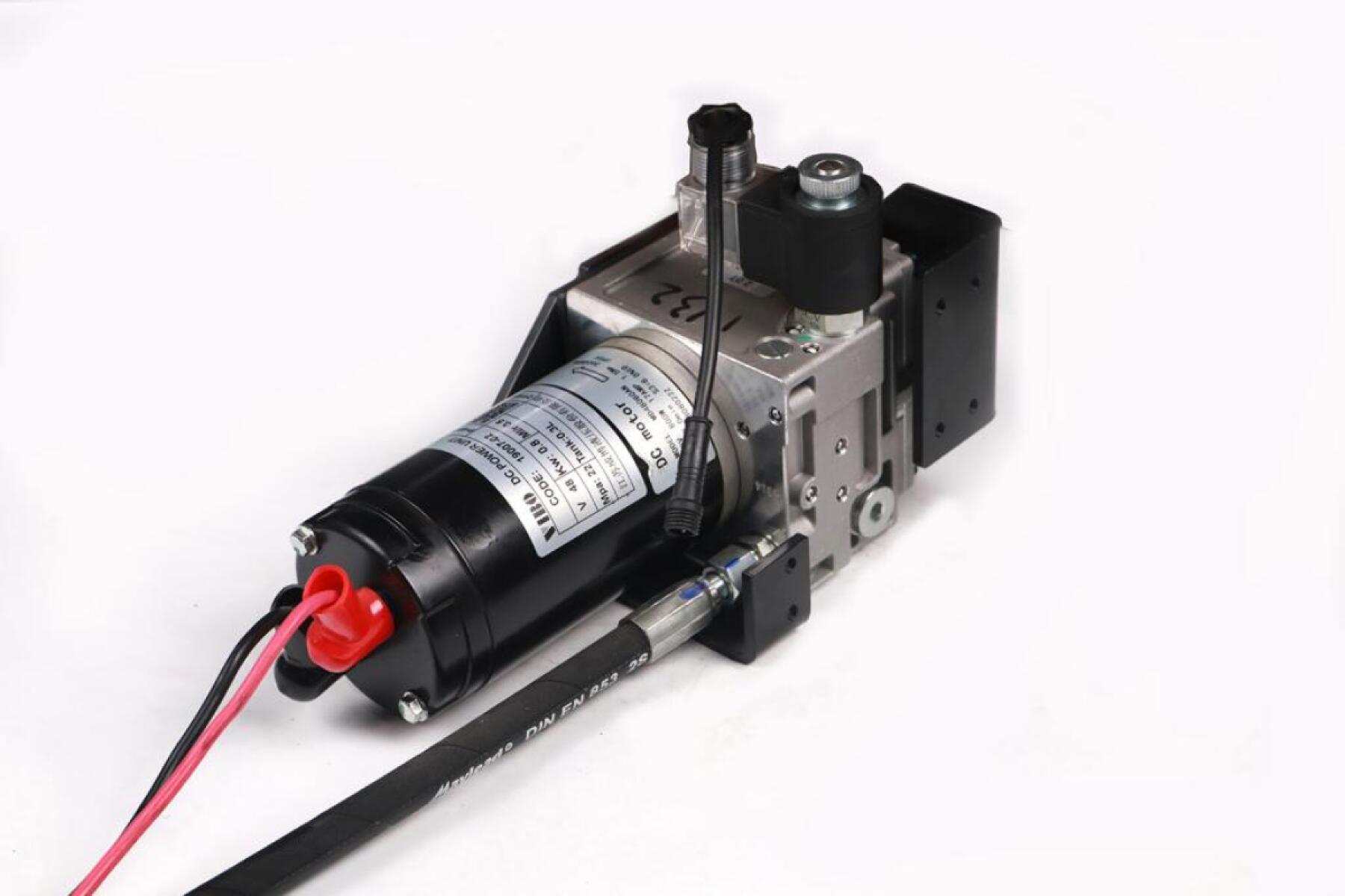 20 Маслостанция в сборе для тележки EPT15H/18H (Hydraulic unit assy.VIBO 31101132) 20 Маслостанция в сборе для тележки EPT15H/18H (Hydraulic unit assy.VIBO 31101132)