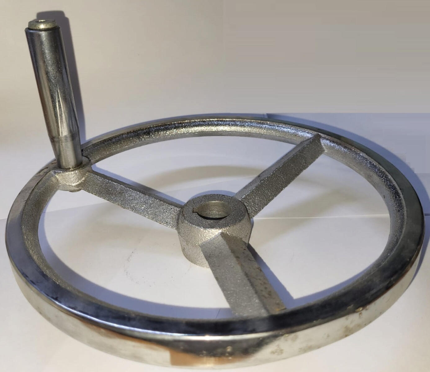 121 Руль наклона кантователя для штабелера WDS (Rotate handle D=M12 L=100) 121 Руль наклона кантователя для штабелера WDS (Rotate handle D=M12 L=100)