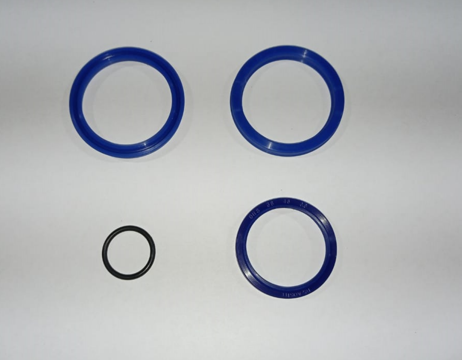 Набор манжет 2,5-3,5 м для штабелёров электрических WS/IWS/PWS 1.5Т (Seal kit) Набор манжет 2,5-3,5 м для штабелёров электрических WS/IWS/PWS 1.5Т (Seal kit)