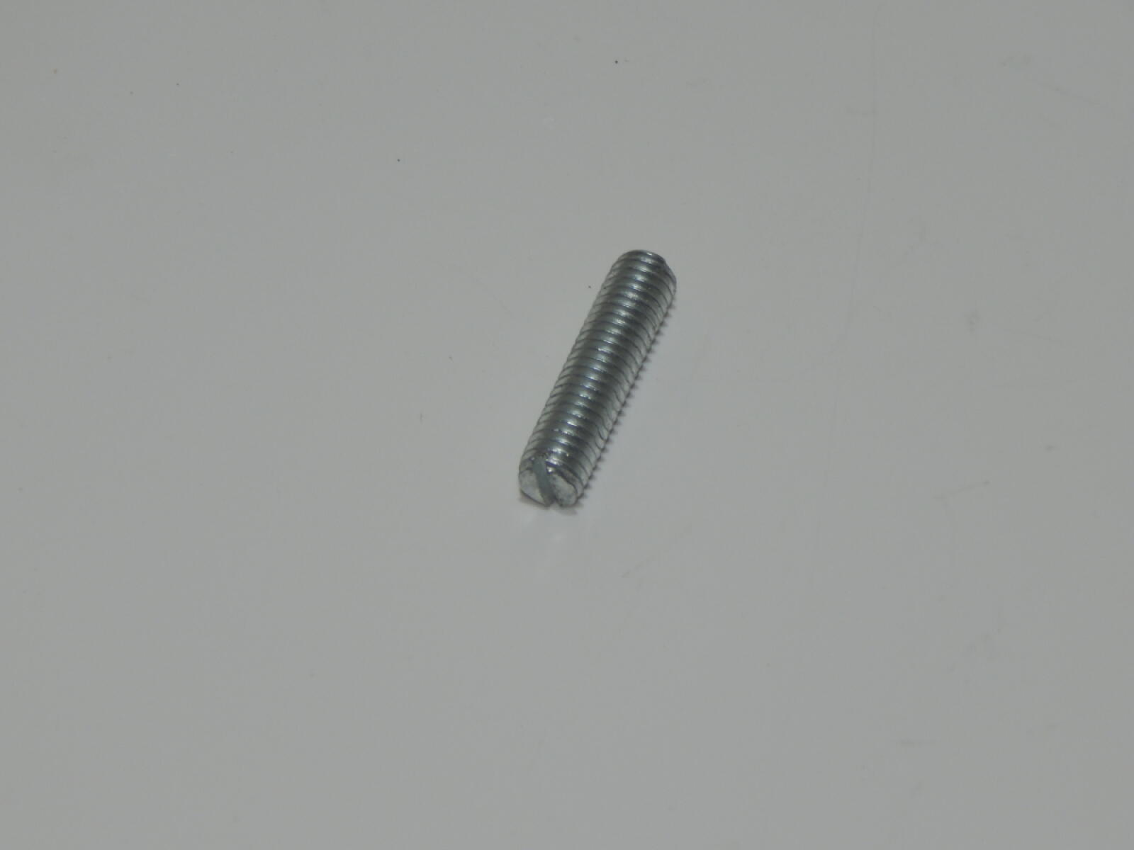 B322 Винт (M6х1х25) для тележки RHP (BF) (Screw M6х1х25)